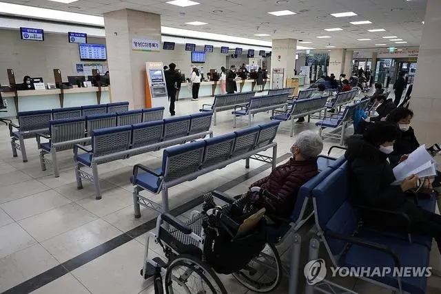 韩国医生若辞职须立刻入伍