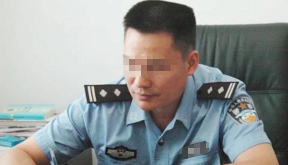 湖南一落马派出所所长，在押解途中死亡，官