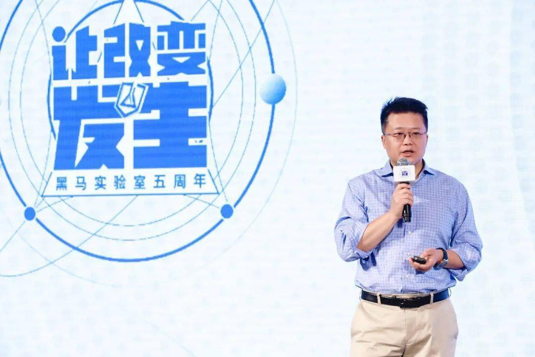 创造伙伴周伟:世界在变化 并关注技术创新