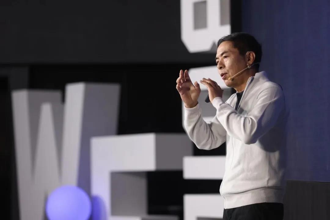 微信十周年张小龙回答一切！2小时演讲16