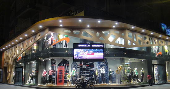 一个小县城的国王开了5000家店 市值4