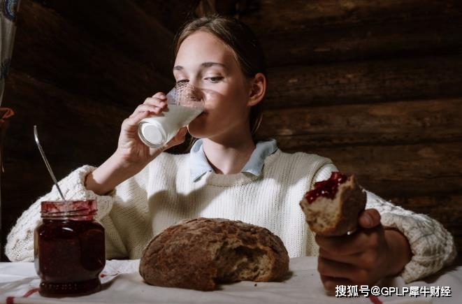 蒙牛乳业双十亿美元目标下降14% 持续并