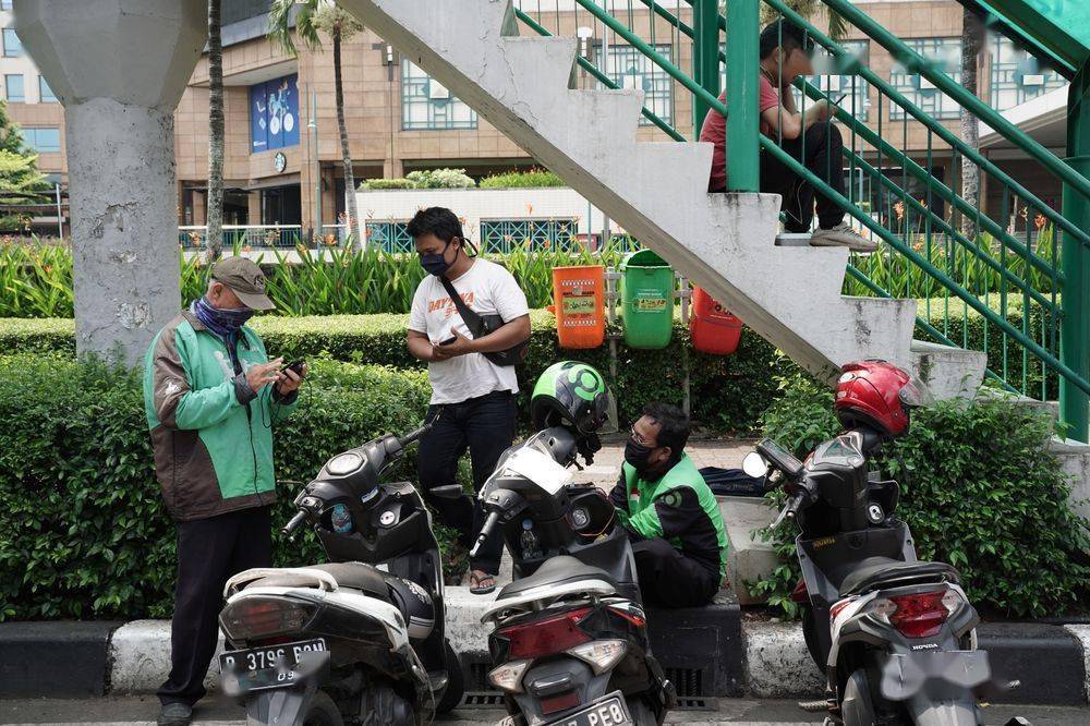 估值超过180亿美元 东南亚网络汽车Go