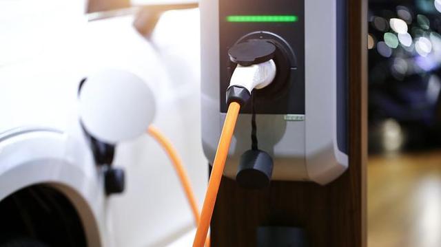 乘联会：9月新能源车零售渗透率31.8%