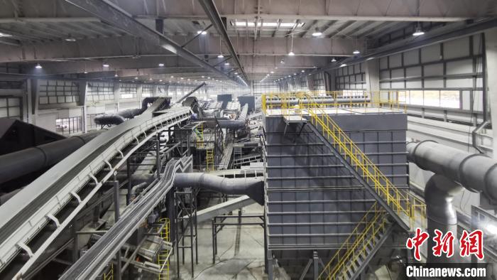 上海生活垃圾分类回收行业新探索:牛奶盒转