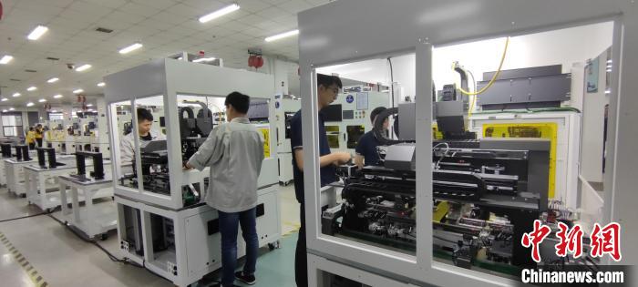 机器人产业：产品研制追不上市场“增机”需